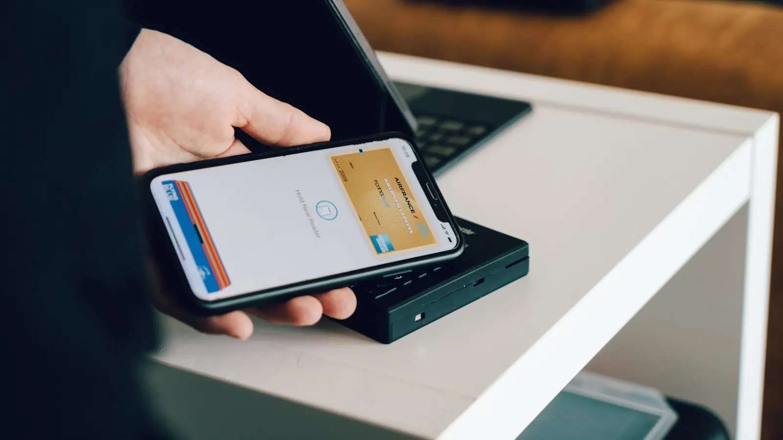 Notifications push affichées sur l'écran d'un smartphone